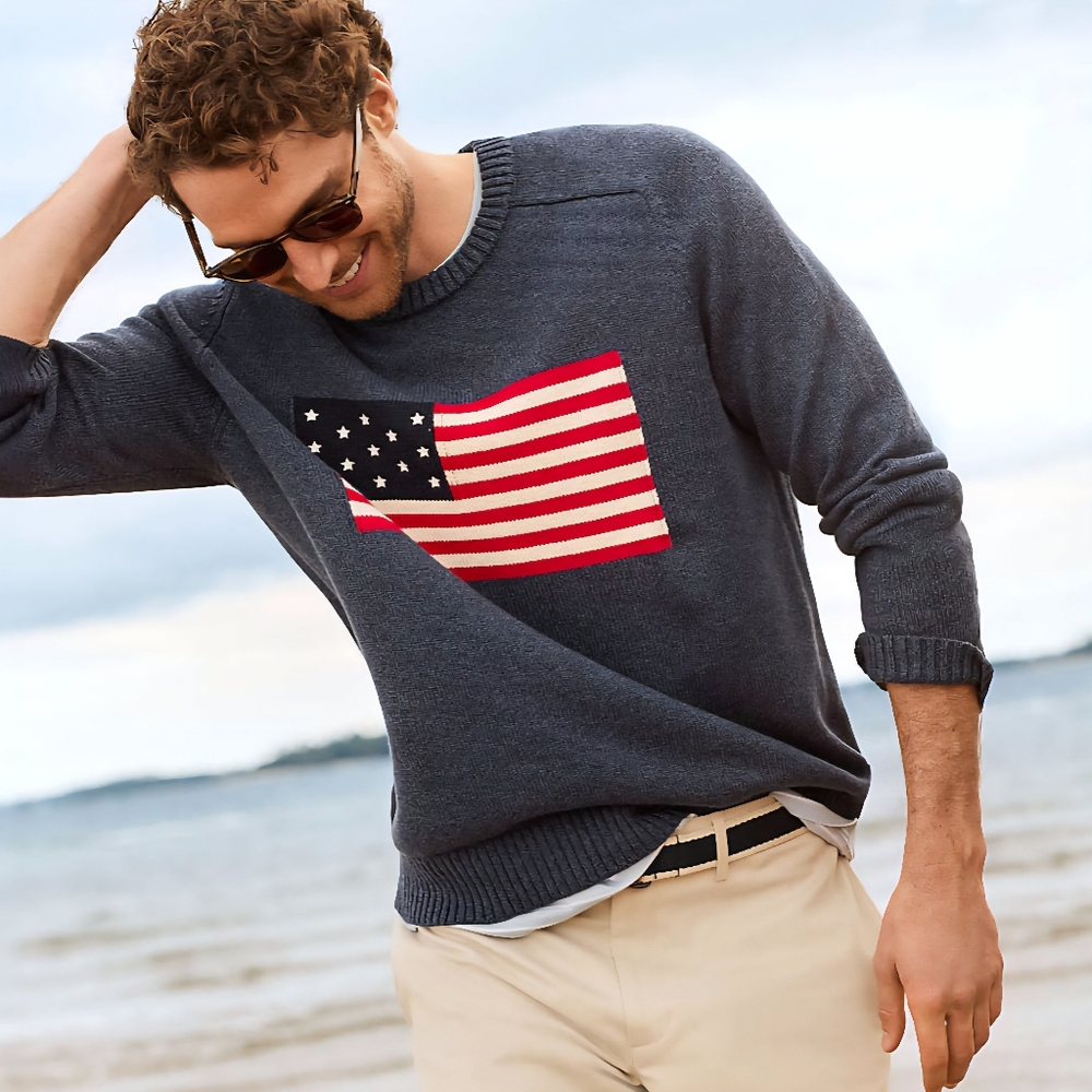 NWOT Lands' End Men's Midnight Sky Crew Neck Sweater with Flag Design Size XL